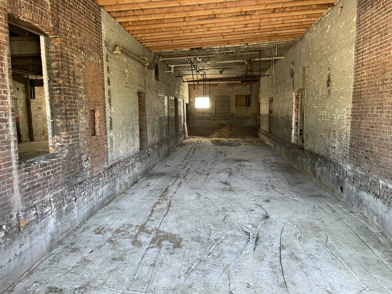 Jackson - Freestanding Industrial Warehouse