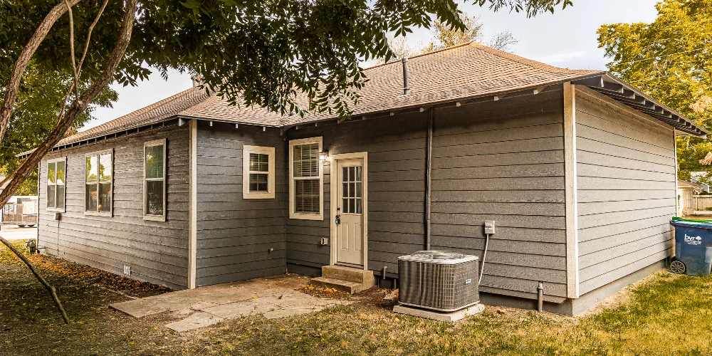 1306 South Austin Street, Brenham, TX for sale