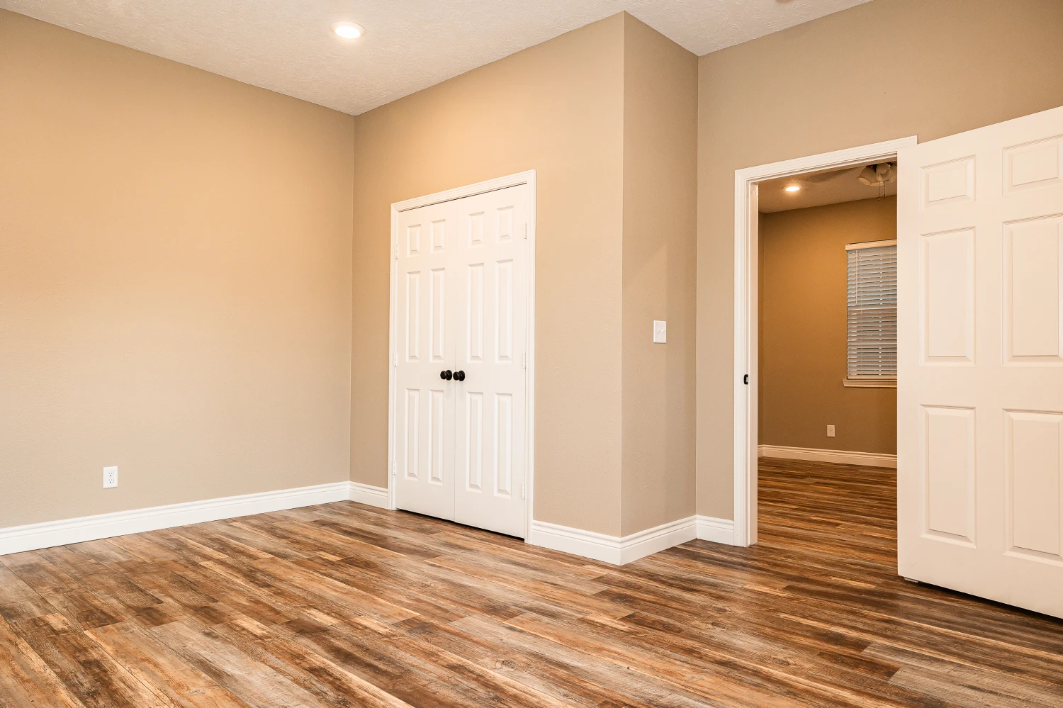 1306 South Austin Street, Brenham, TX for sale
