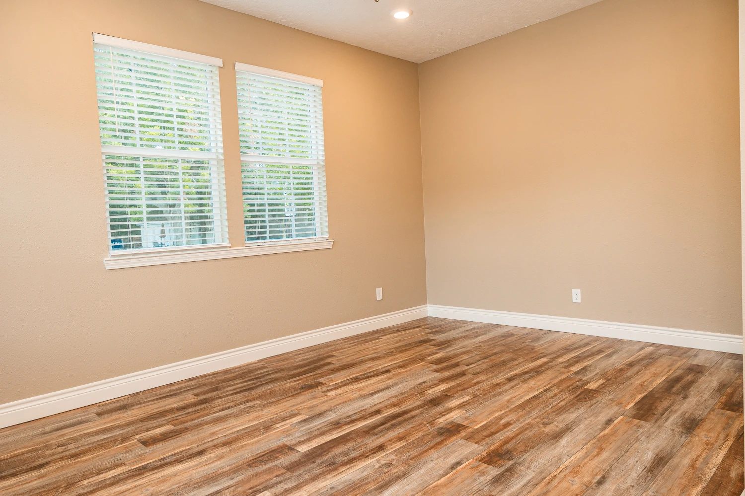 1306 South Austin Street, Brenham, TX for sale