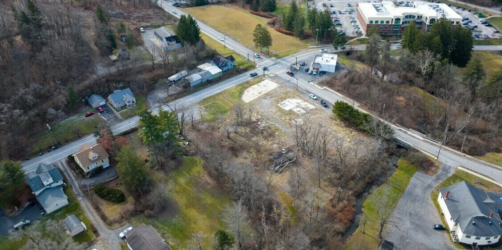 230 Northgate Dr, Warrendale, PA for sale