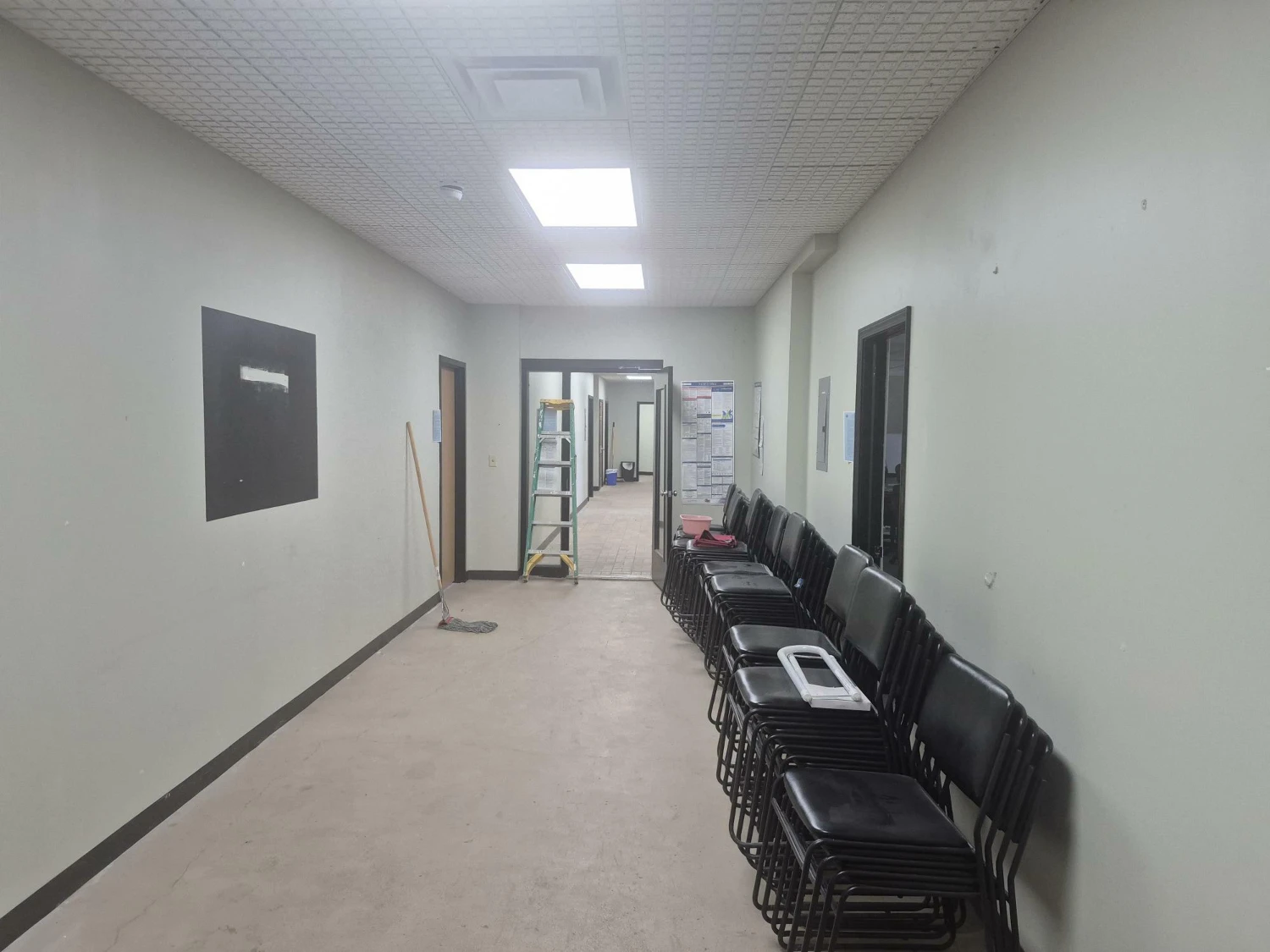 2363 Broadway St - 7,400+/- SF Multipurpose Commercial Building
