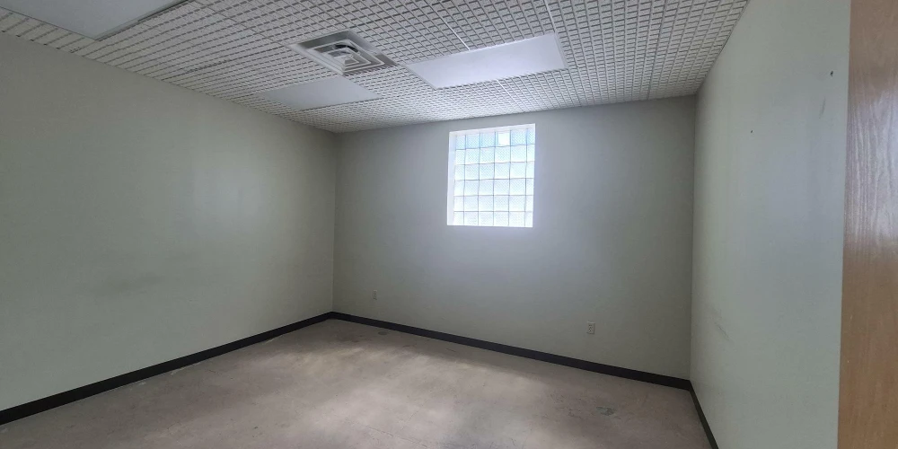 2363 Broadway St - 7,400+/- SF Multipurpose Commercial Building