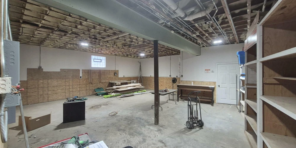 2363 Broadway St - 7,400+/- SF Multipurpose Commercial Building