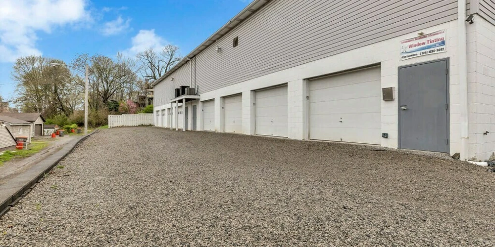 3410 4th Ave, Beaver Falls, PA for sale