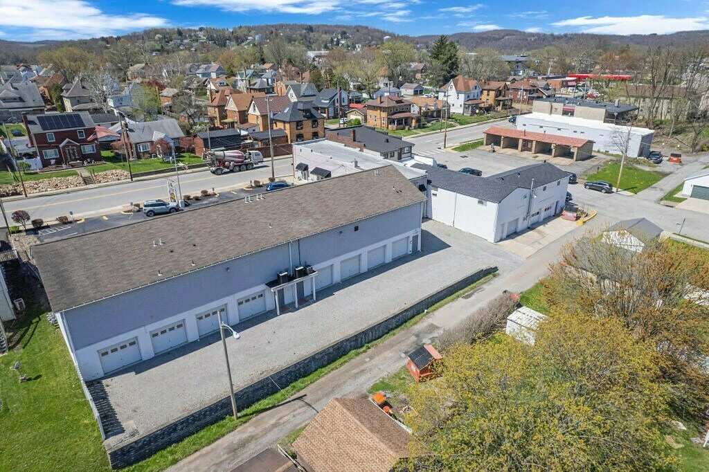 3410 4th Ave, Beaver Falls, PA for sale