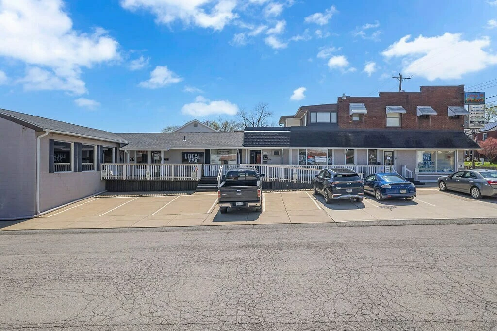 3410 4th Ave, Beaver Falls, PA for sale