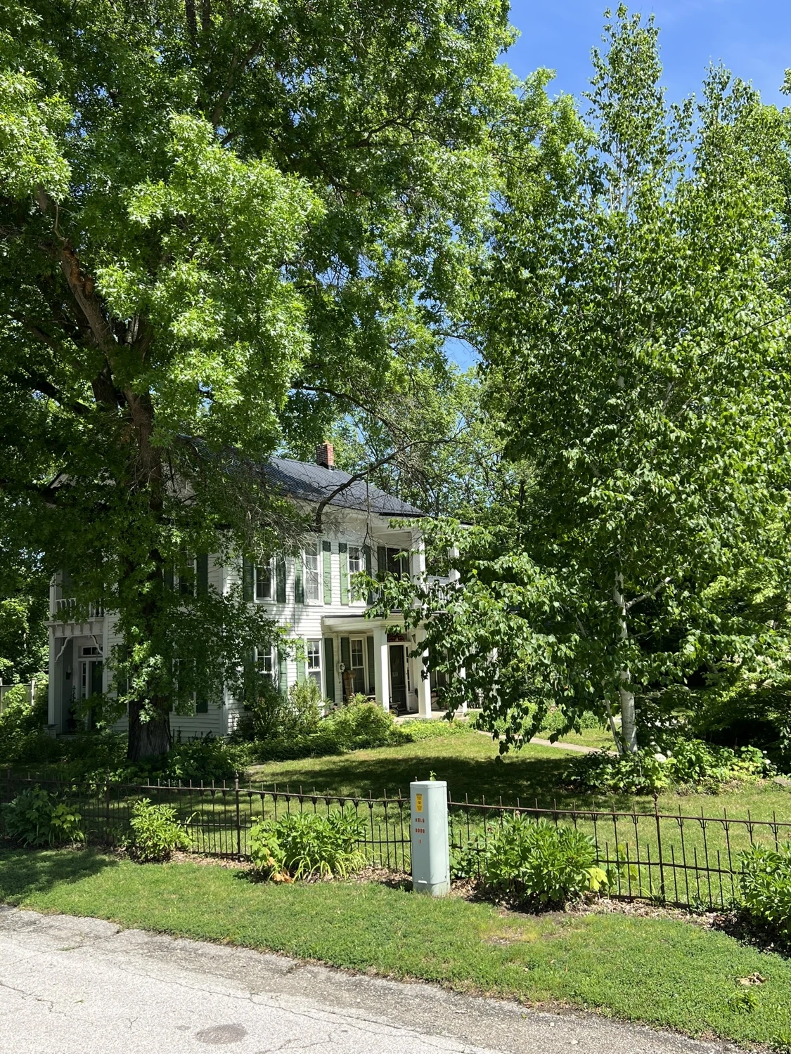 100 N Winans