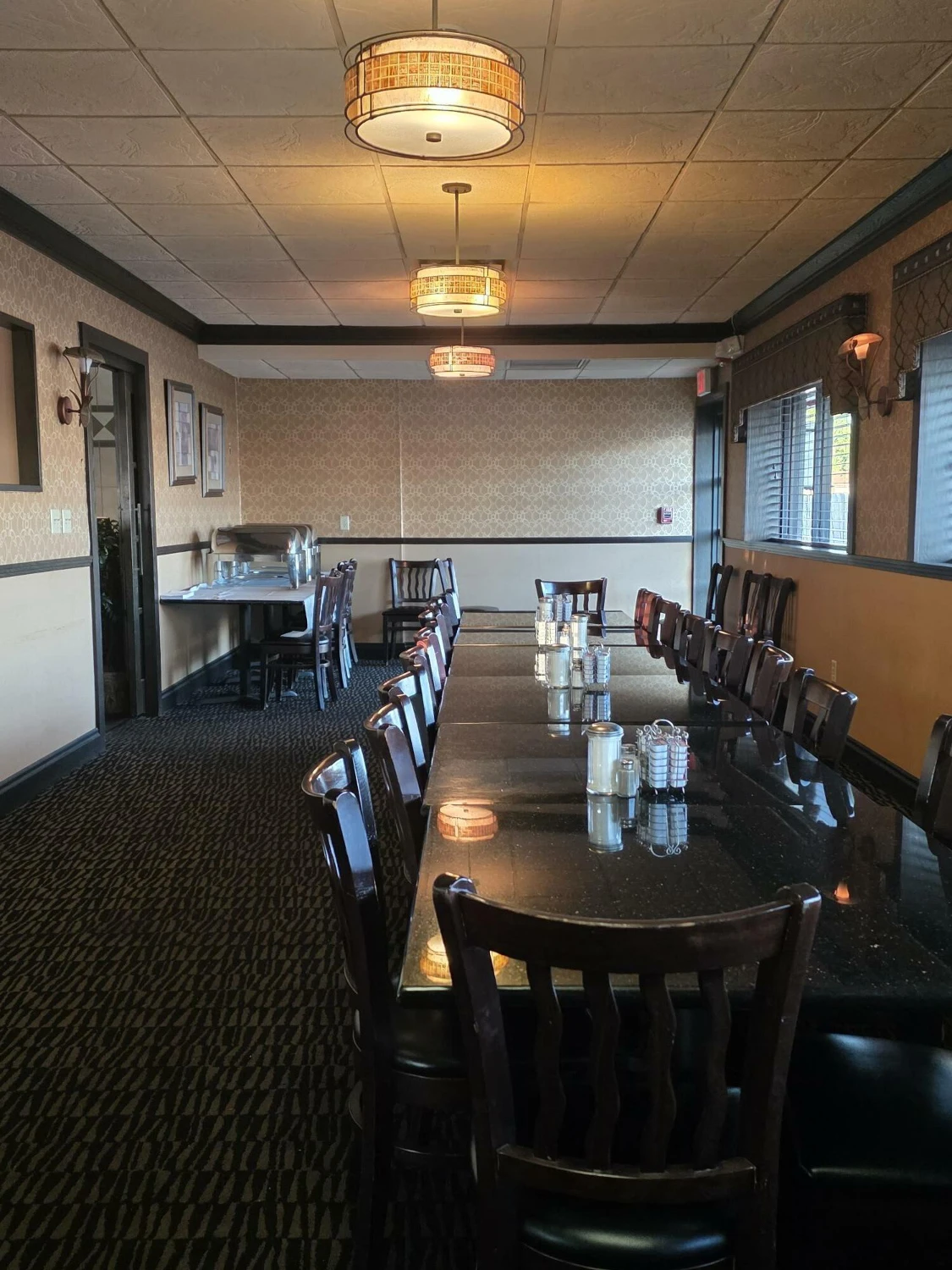 6135 Transit Rd - 6,298+/- SF EXISTING RESTAURANT FOR SALE