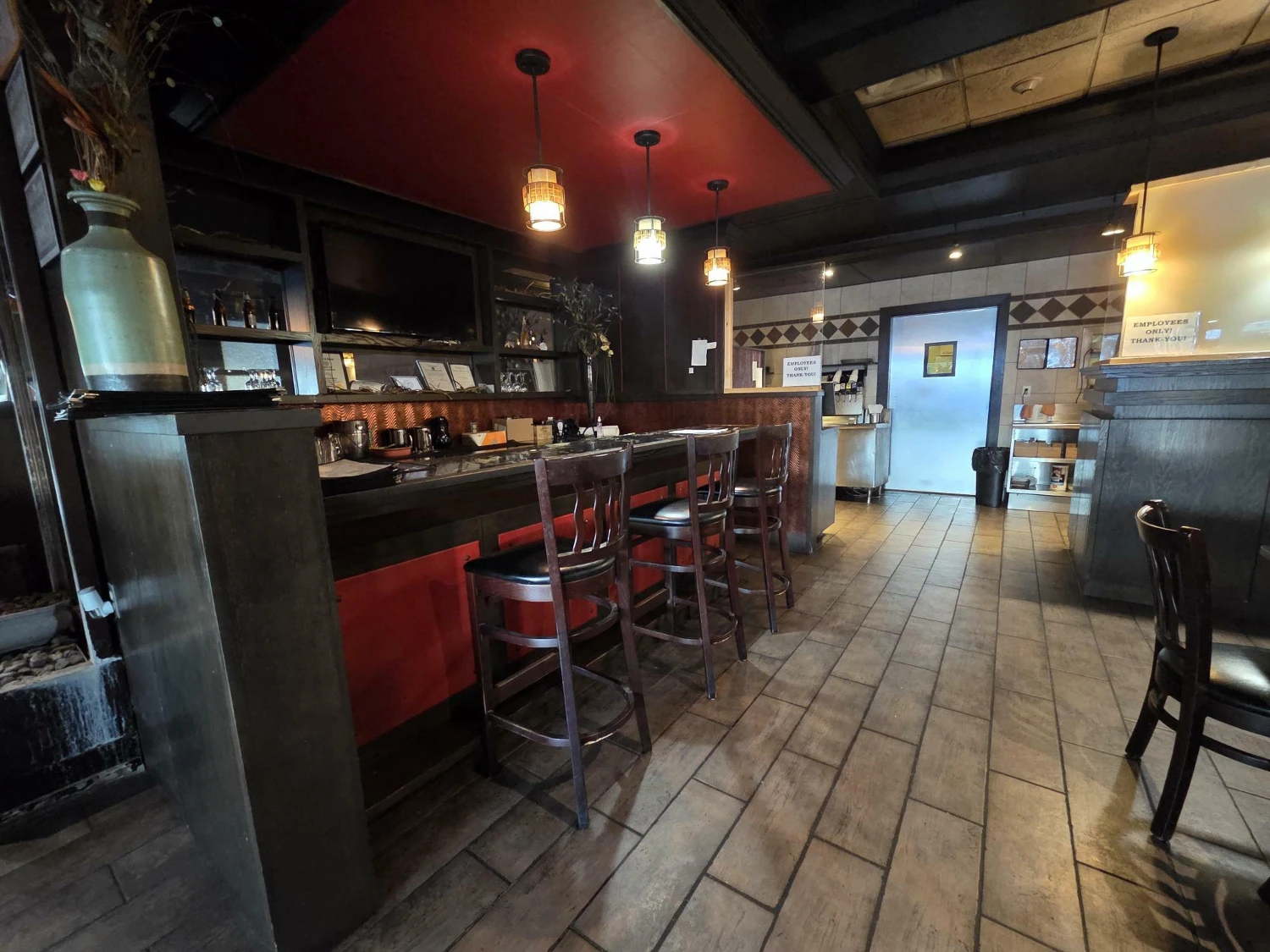 6135 Transit Rd - 6,298+/- SF EXISTING RESTAURANT FOR SALE