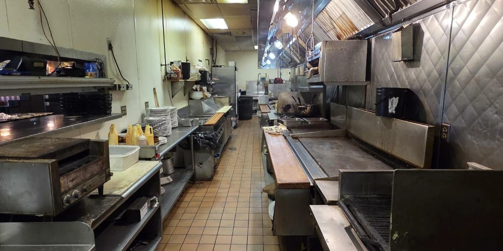 6135 Transit Rd - 6,298+/- SF EXISTING RESTAURANT FOR SALE