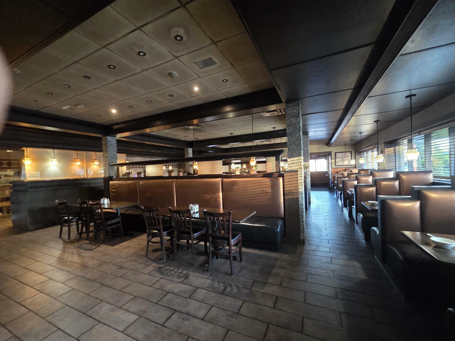 6135 Transit Rd - 6,298+/- SF EXISTING RESTAURANT FOR SALE