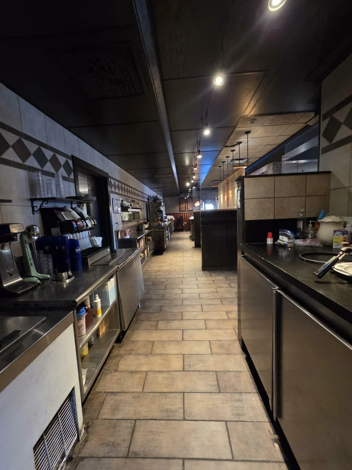 6135 Transit Rd - 6,298+/- SF EXISTING RESTAURANT FOR SALE