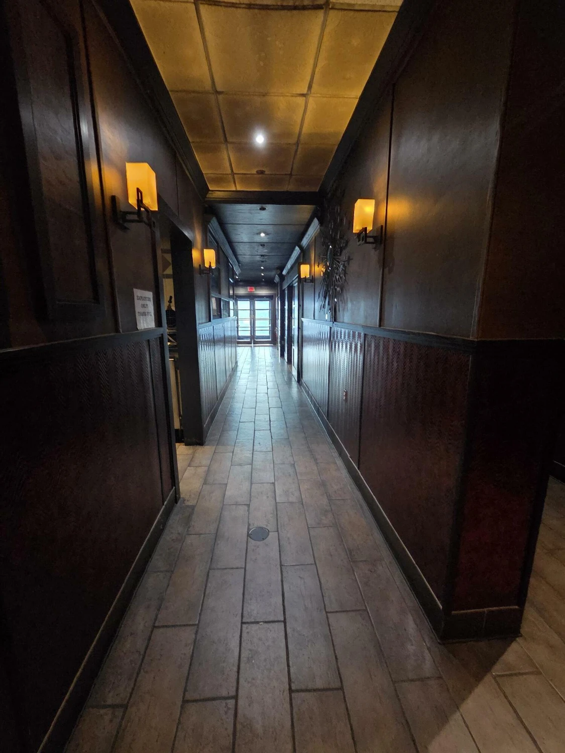 6135 Transit Rd - 6,298+/- SF EXISTING RESTAURANT FOR SALE