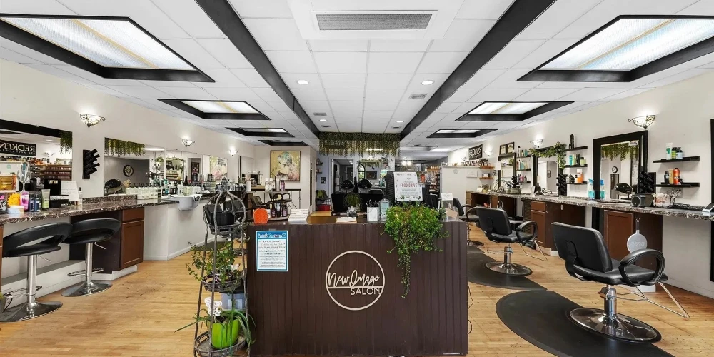 Historical Building (2,050 SF) and Business (Hair Salon)