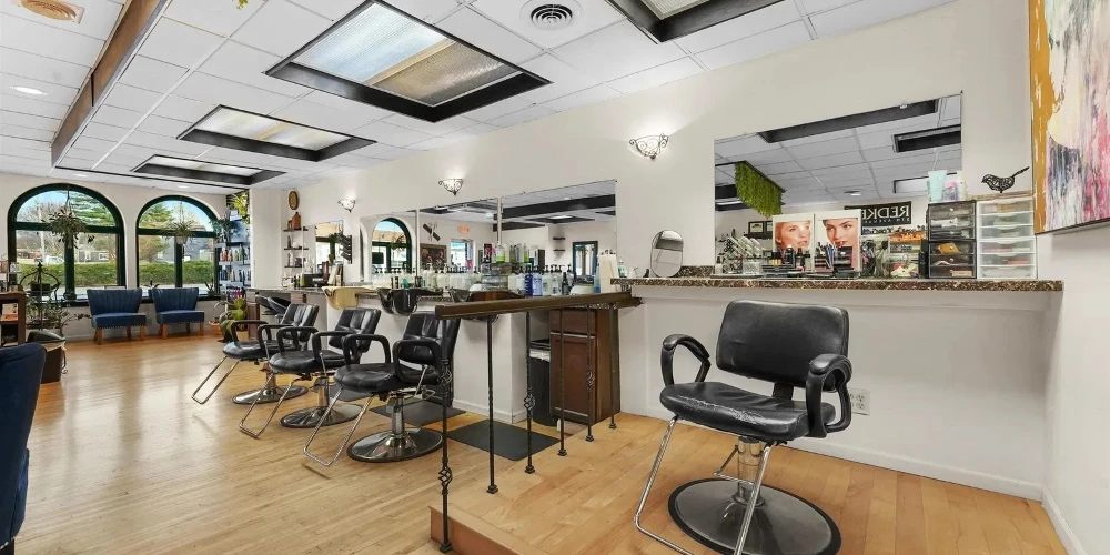 Historical Building (2,050 SF) and Business (Hair Salon)
