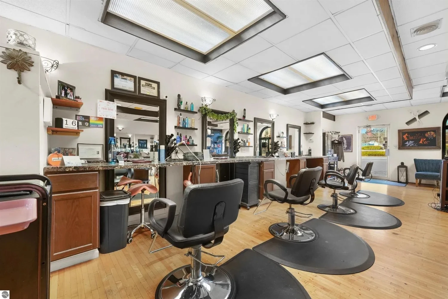 Historical Building (2,050 SF) and Business (Hair Salon)