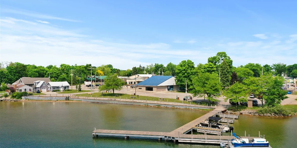 Lake City City Hall - Commercial Development Opportunity 