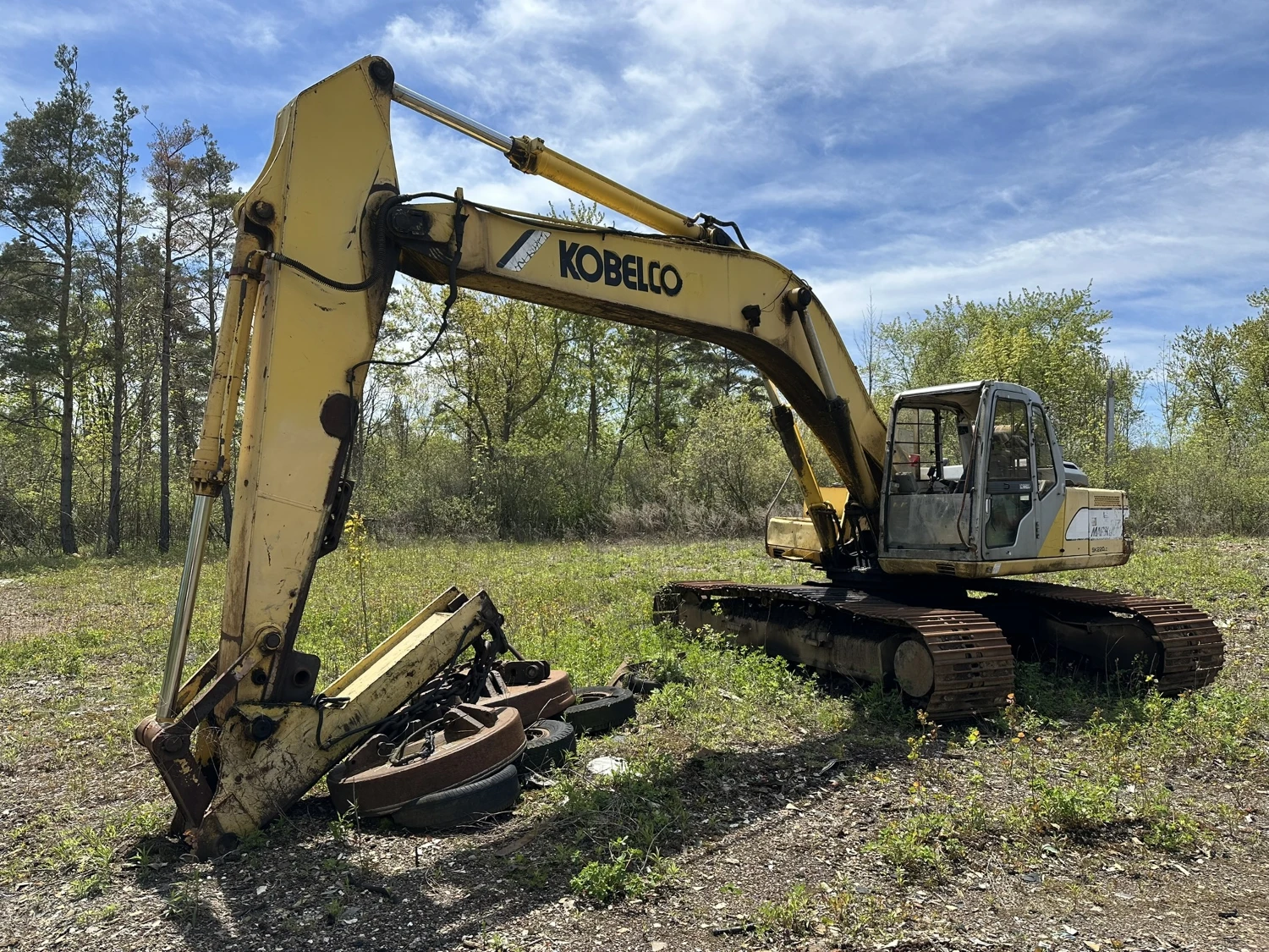 157-171 Willow Rd - 1,874+/- SF Junkyard Property
