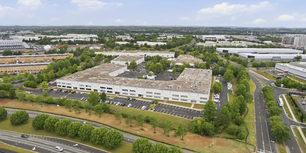 25,050 SF Industrial Flex | Owner-User Opportunity