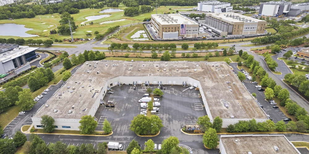 25,050 SF Industrial Flex | Owner-User Opportunity