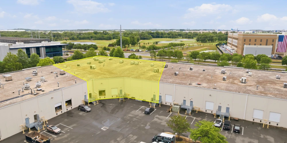25,050 SF Industrial Flex | Owner-User Opportunity