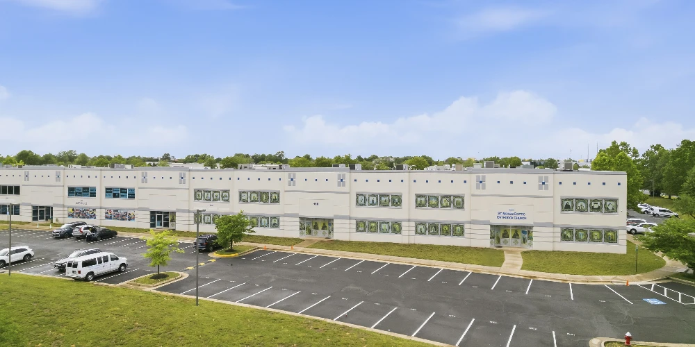 25,050 SF Industrial Flex | Owner-User Opportunity