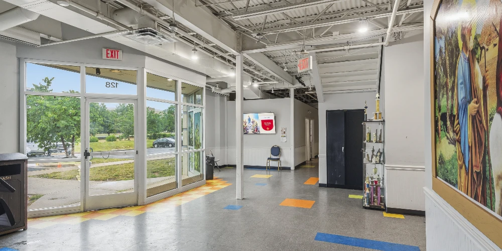 25,050 SF Industrial Flex | Owner-User Opportunity