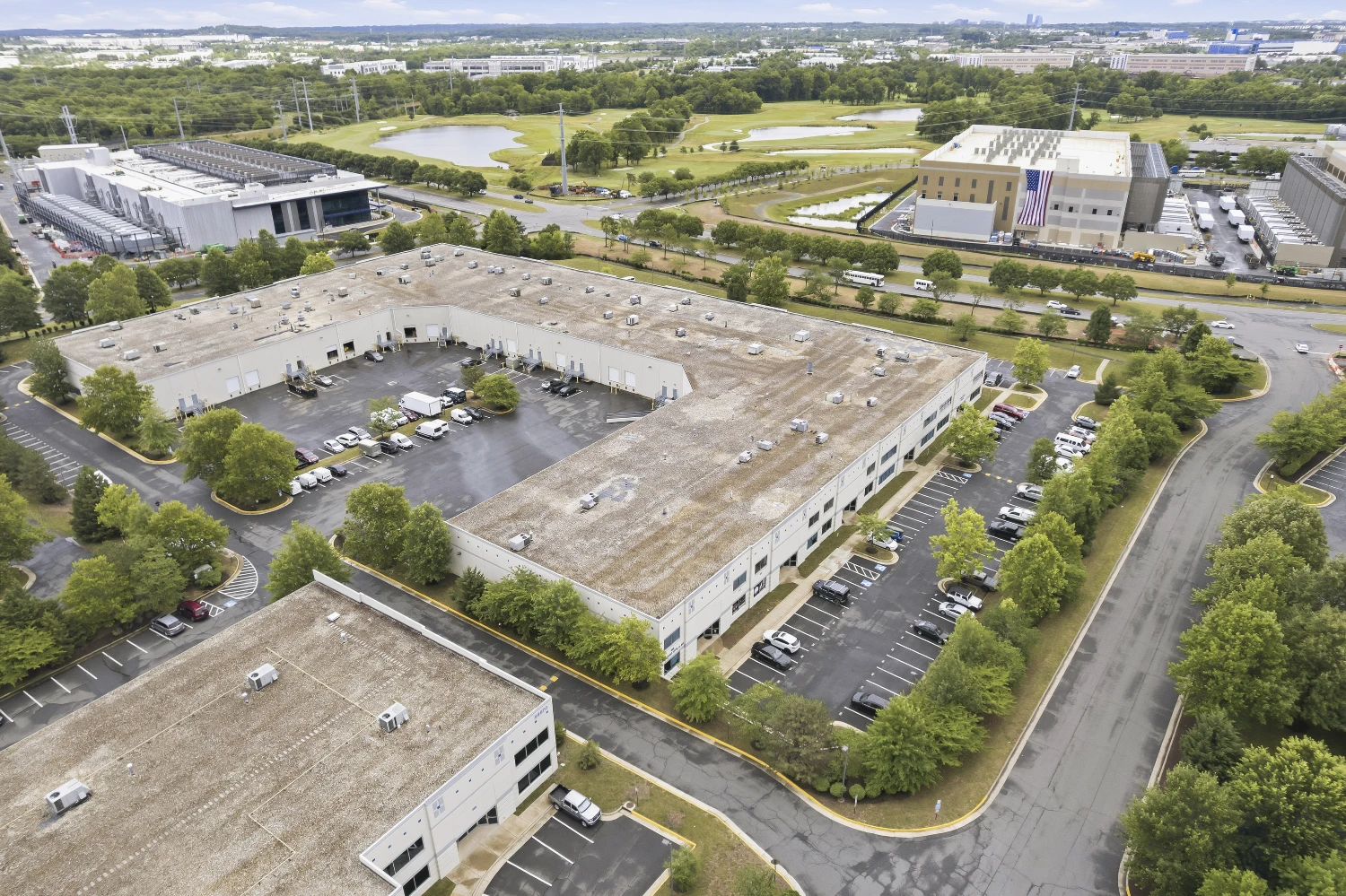 25,050 SF Industrial Flex | Owner-User Opportunity