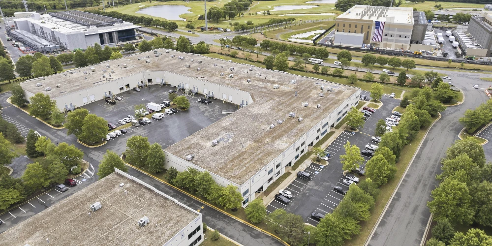 25,050 SF Industrial Flex | Owner-User Opportunity
