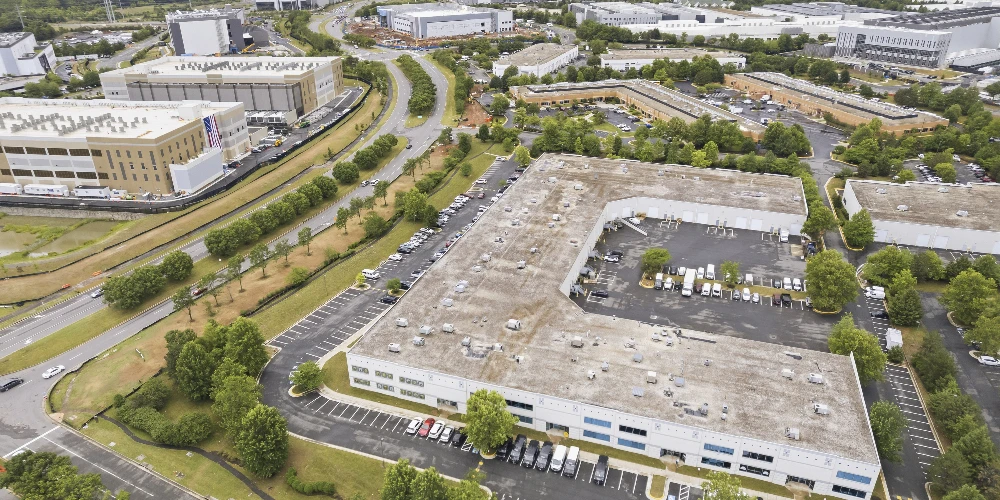 25,050 SF Industrial Flex | Owner-User Opportunity
