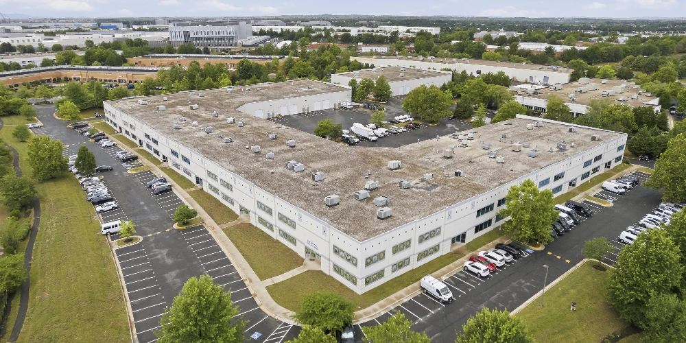 25,050 SF Industrial Flex | Owner-User Opportunity