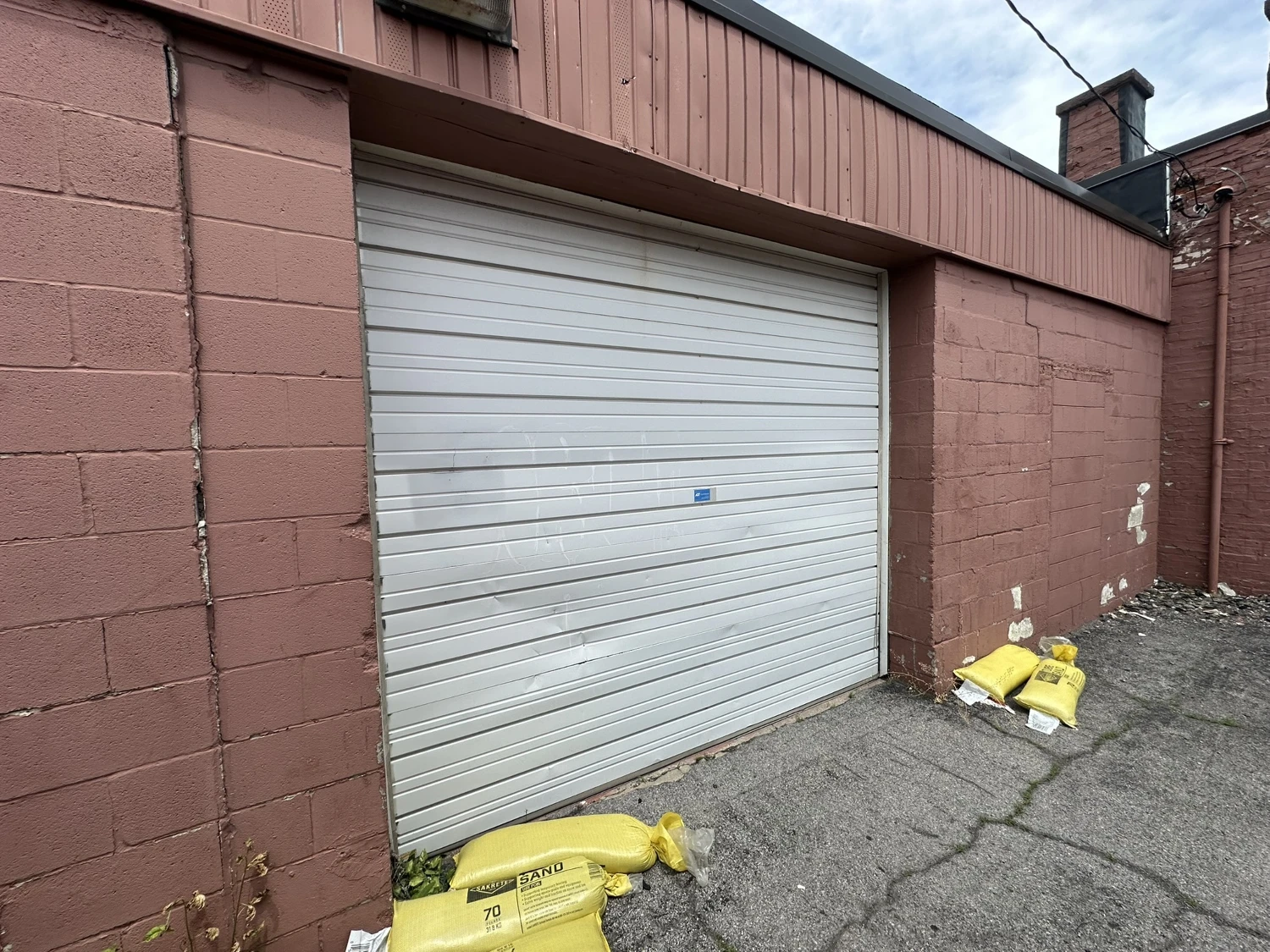3146 Bailey Ave - 5,712+/- SF Retail