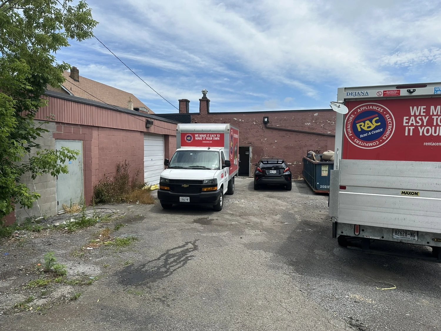 3146 Bailey Ave - 5,712+/- SF Retail