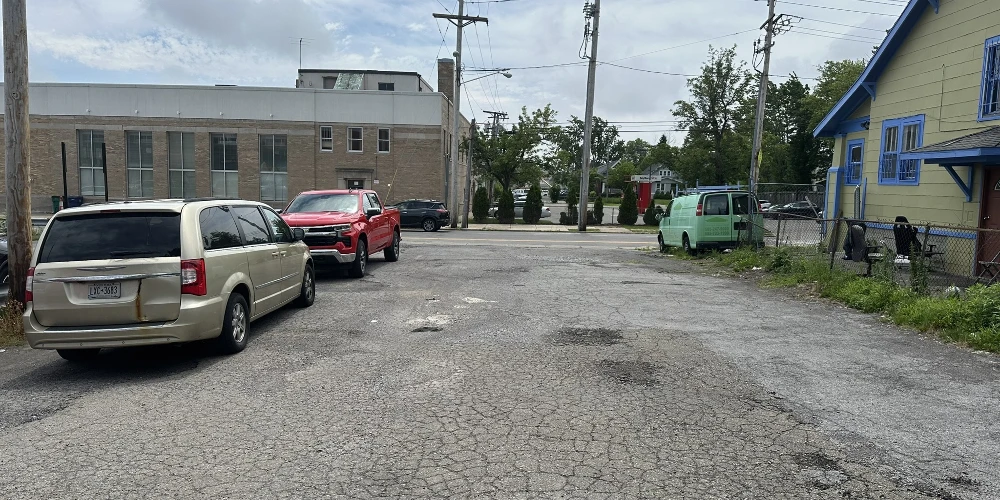 3146 Bailey Ave - 5,712+/- SF Retail