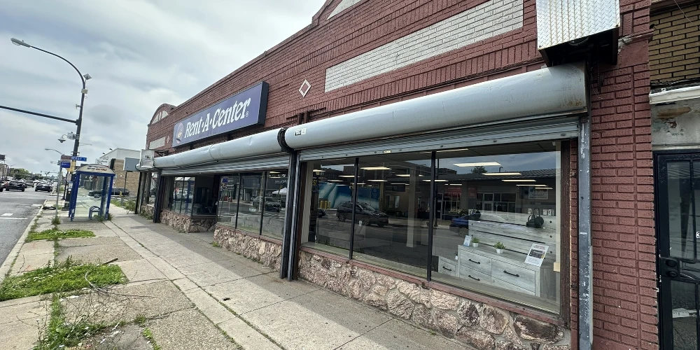 3146 Bailey Ave - 5,712+/- SF Retail