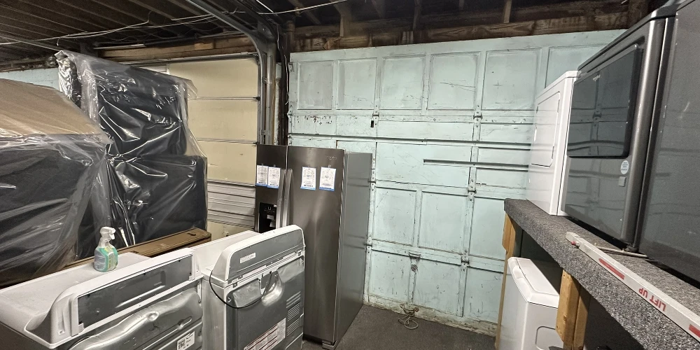 3146 Bailey Ave - 5,712+/- SF Retail
