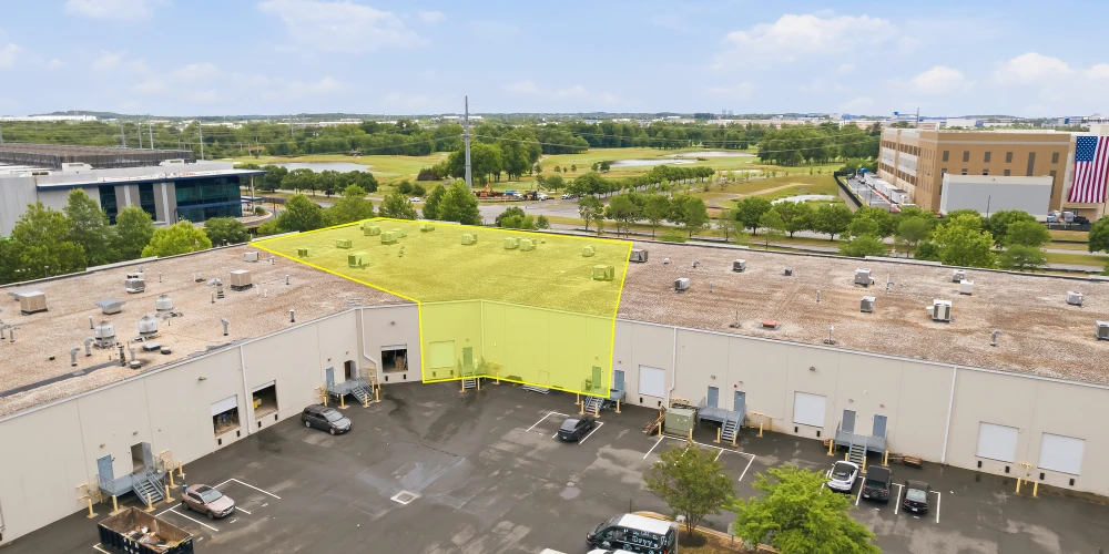25,050 SF Industrial Flex | Owner-User Opportunity