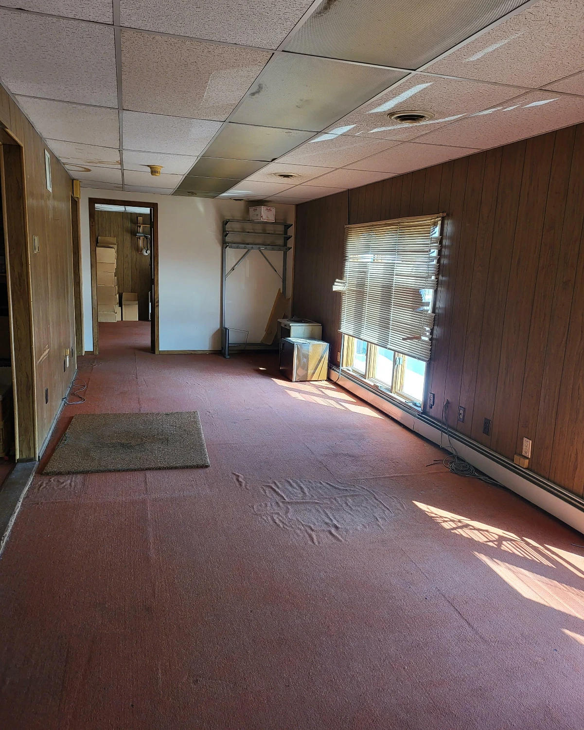 3,044+/- SF Office/Retail Building
