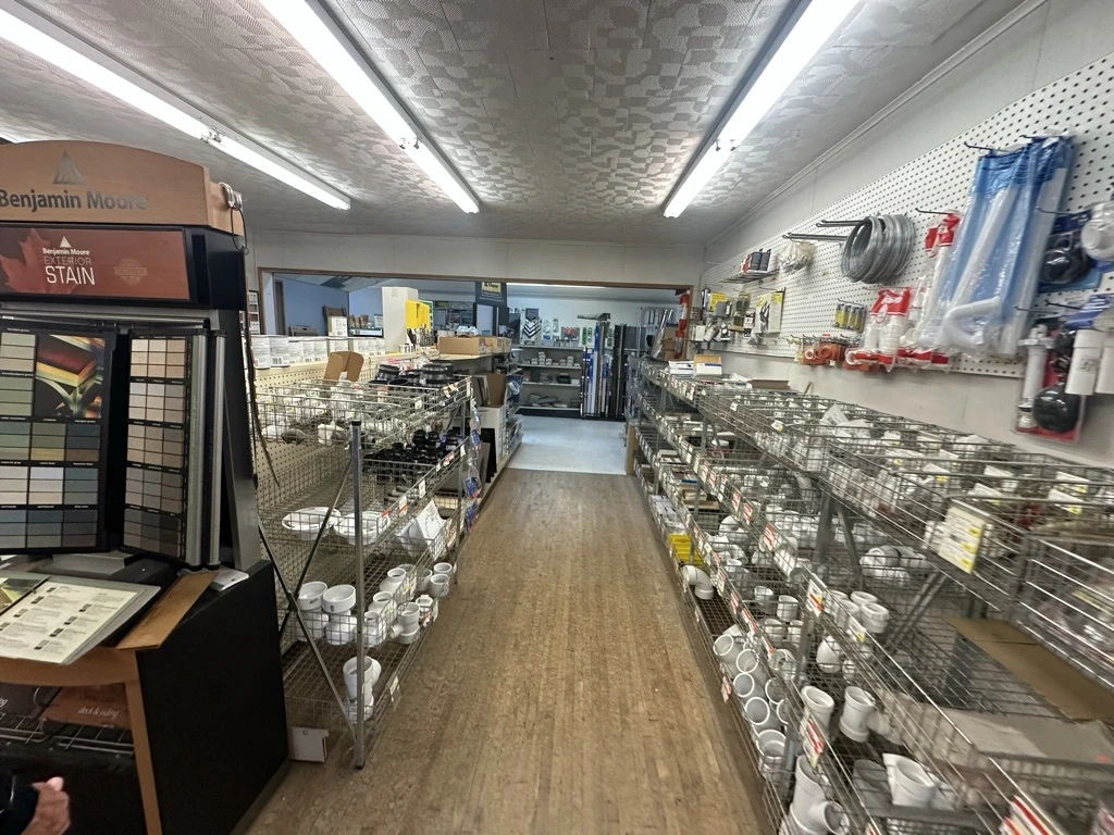 320 Maple Ave - Fredrickson Builders Supply