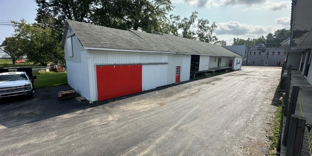 320 Maple Ave - Fredrickson Builders Supply