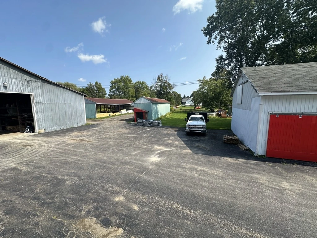 320 Maple Ave - Fredrickson Builders Supply