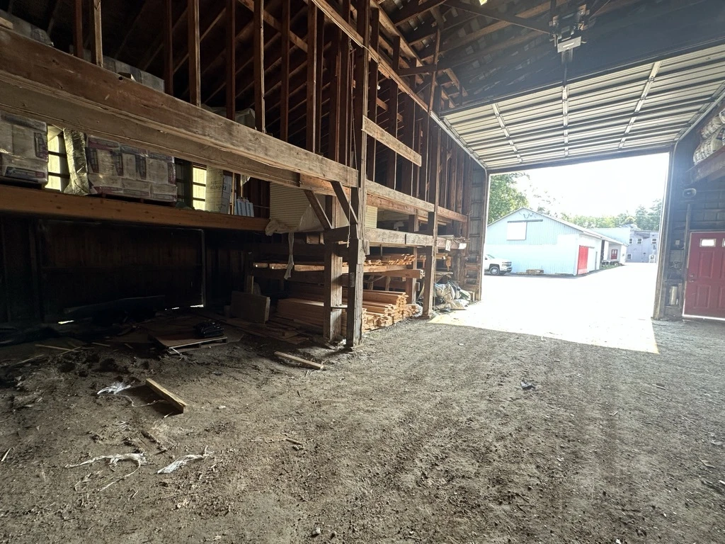 320 Maple Ave - Fredrickson Builders Supply