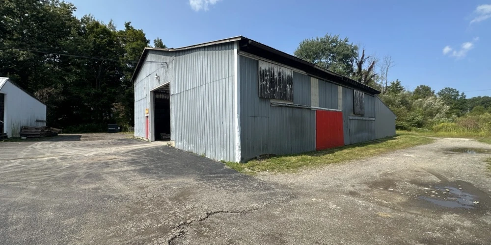 320 Maple Ave - Fredrickson Builders Supply