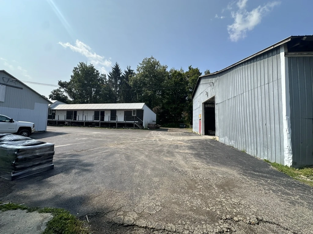 320 Maple Ave - Fredrickson Builders Supply