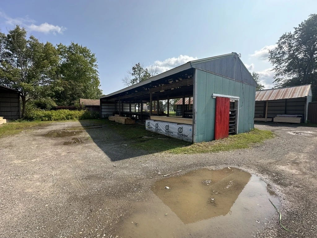 320 Maple Ave - Fredrickson Builders Supply
