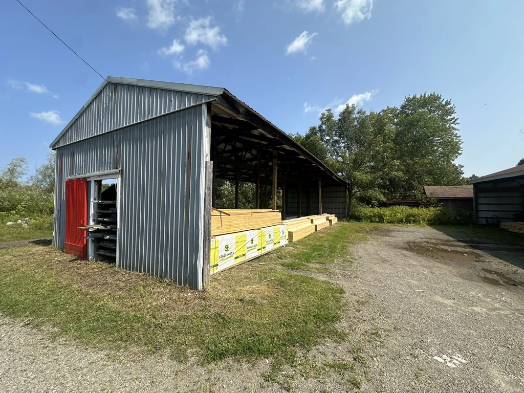 320 Maple Ave - Fredrickson Builders Supply