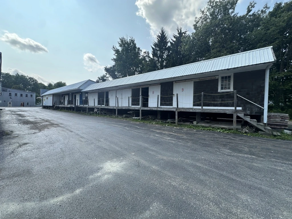 320 Maple Ave - Fredrickson Builders Supply