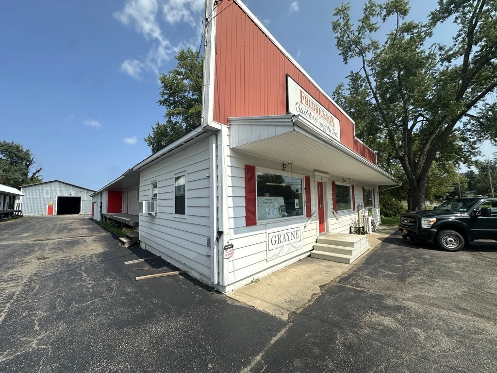 320 Maple Ave - Fredrickson Builders Supply