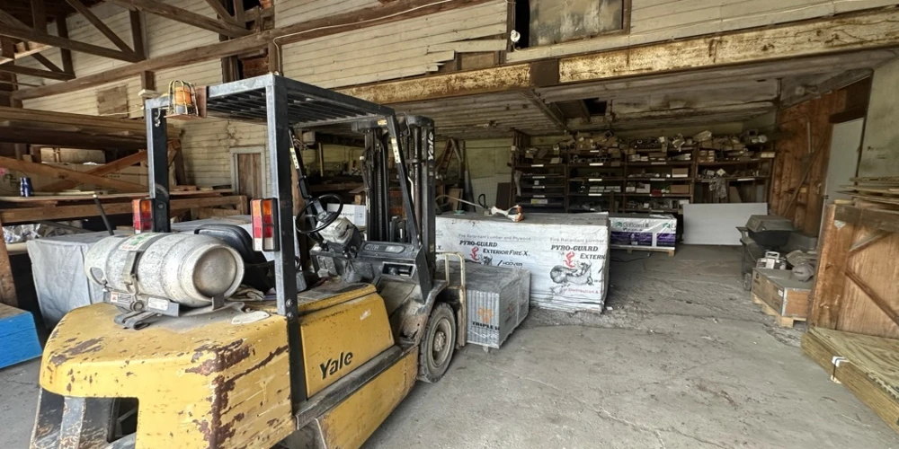 320 Maple Ave - Fredrickson Builders Supply